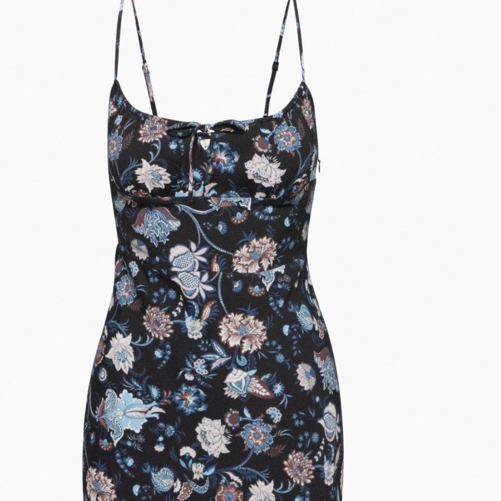 BNWT Aritzia Bellow Midi Dress sz. 4